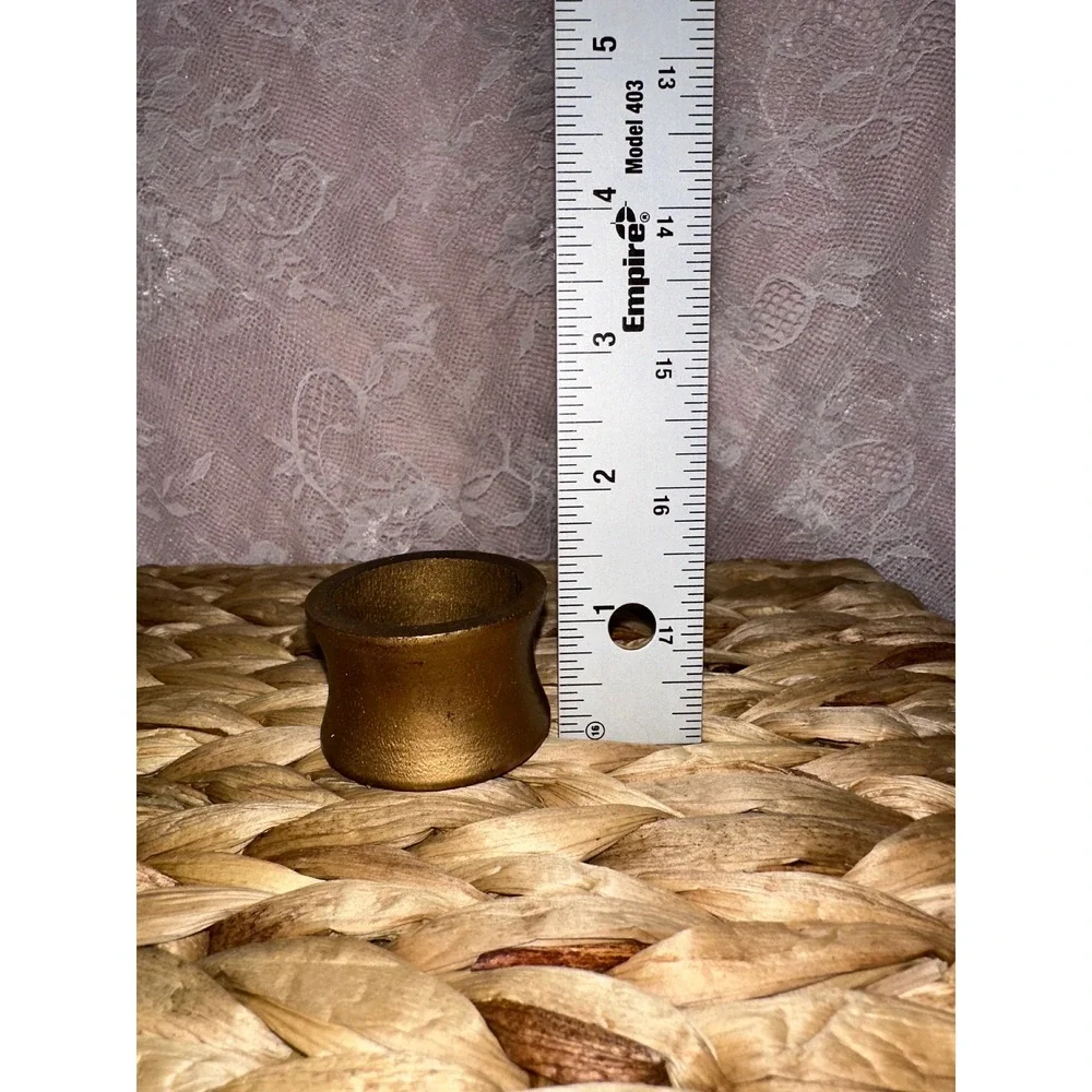 Set‎ of 4 Gold Wooden Napkin Rings Spool Shape Metallic Table Decor